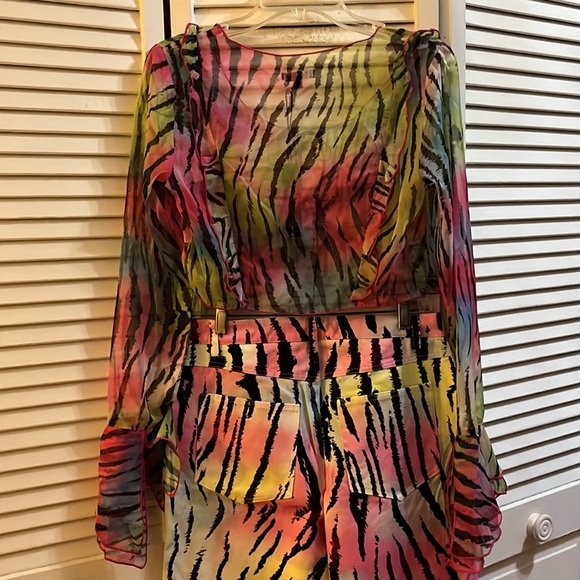 NWT Generation Kiss Wrap Around and Feral Tie Dye Jeans Size L - Picture 6 of 7